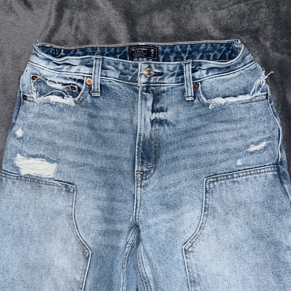 Abercrombie & Fitch Annie High Rise Girlfriend Size 29/8s - Picture 2 of 14